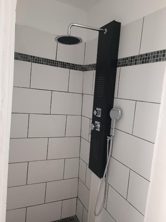 Kazhotel 圣丹尼斯 外观 照片