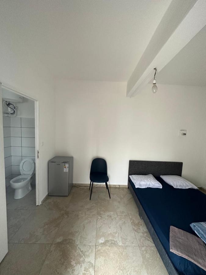 Kazhotel 圣丹尼斯 外观 照片